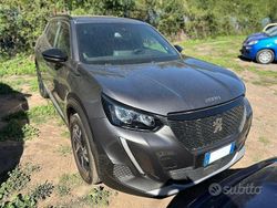 Grigio Usata 2023 Peugeot 2008 Allure SUV | 16.950 € (Buon prezzo)