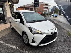 Bianco Usata 2020 Toyota Yaris Active Tre volumi | 10.900 € (Super prezzo)