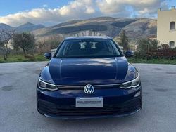 Blu Usata 2021 VW Golf VIII Life Tre volumi | 19.500 € (Ottimo prezzo)