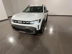 Bianco metallizzato Nuova 2026 Dacia Duster Journey | 25.400 € (Buon prezzo)