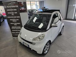 Bianco Usata 2009 Smart ForTwo Cabrio Pure Cabrio | 5500 € (Buon prezzo)