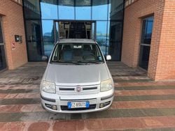 Grigio Usata 2010 Fiat Panda Emotion Tre volumi | 3900 € (Buon prezzo)