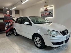 Bianco Usata 2008 VW Polo Tre volumi | 1799 € (Ottimo prezzo)