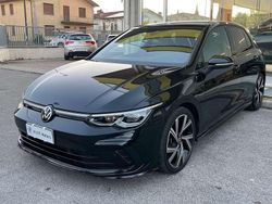 Nero Usata 2022 VW Golf R-line Tre volumi | 24.790 € (Buon prezzo)
