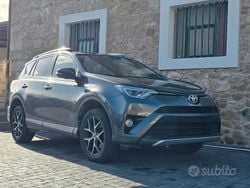 Grigio Usata 2016 Toyota RAV4 Lounge Station wagon | 12.500 € (Buon prezzo)