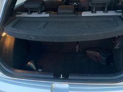 Grigio Usata 2016 Hyundai i20 Tre volumi | 7900 € (Buon prezzo)