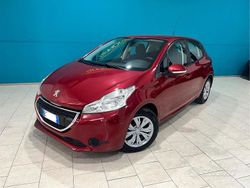 Rosso Usata 2012 Peugeot 208 Due volumi | 3990 € (Buon prezzo)