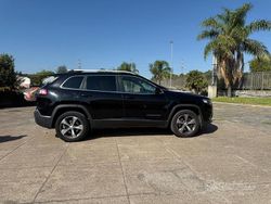 Nero Usata 2019 Jeep Cherokee Limited SUV | 22.500 € (Molto cara)