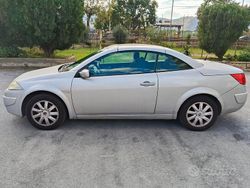 Usata 2008 Renault Mégane III Dynamique Cabrio | 6500 € (Molto cara)