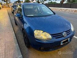 Blu Usata 2007 VW Golf Tre volumi | 3900 € (Buon prezzo)