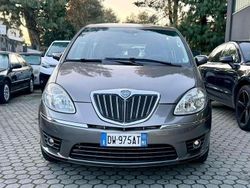 Grigio Usata 2009 Lancia Musa Monovolume | 4500 € (Buon prezzo)