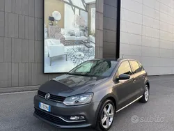 Grigio Usata 2014 VW Polo Comfortline Tre volumi | 6000 € (Buon prezzo)