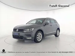 Grigio metallizzato scuro Usata 2016 VW Tiguan Business SUV | 16.400 € (Ottimo prezzo)