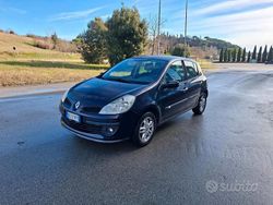Nero Usata 2007 Renault Clio II Luxe Tre volumi | 1900 € (Ottimo prezzo)