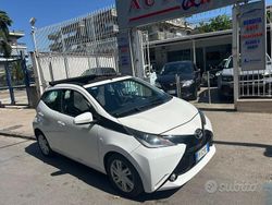 Bianco Usata 2015 Toyota Aygo X-cite Due volumi | 6499 € (Buon prezzo)