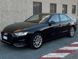 Nero mhytos metallizzato Usata 2019 Audi A4 Ambiente Tre volumi | 23.999 € (Buon prezzo)