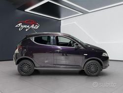 Viola Usata 2013 Lancia Ypsilon Due volumi | 4300 € (Ottimo prezzo)