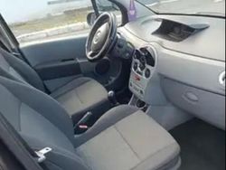 Nero Usata 2009 Renault Grand Modus Monovolume | 2700 €