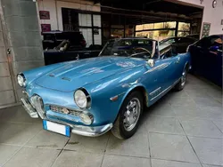 Blu/azzurro Usata 1961 Alfa Romeo 2000 Cabrio | 85.000 €
