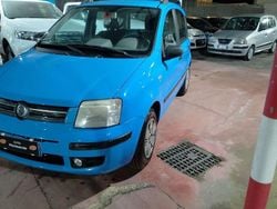 Blu/azzurro Usata 2005 Fiat Panda Due volumi | 2300 € (Ottimo prezzo)
