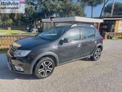 Nero Usata 2019 Dacia Sandero Tre volumi | 8900 € (Buon prezzo)