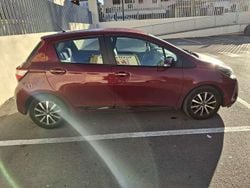 Usata 2017 Toyota Yaris Active Tre volumi | 10.800 € (Buon prezzo)