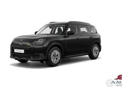 Nero Usata 2023 Mini Cooper Countryman Essential SUV | 47.445 €