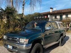 Verde Usata 2001 Toyota HiLux SR5 Pick-up | 17.000 € (Molto cara)