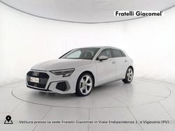 Bianco ghiaccio metallizzato Usata 2024 Audi A3 S-Line Tre volumi | 35.900 € (Buon prezzo)