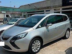 Argento Usata 2015 Opel Zafira Tourer Cosmo Monovolume | 8900 € (Buon prezzo)