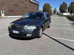 Usata 2006 Skoda Octavia Ambiente Station wagon | 2500 € (Buon prezzo)