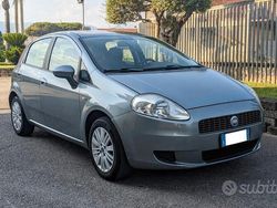 Grigio Usata 2007 Fiat Grande Punto Due volumi | 2890 € (Cara)