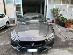 Grigio scuro Usata 2018 Maserati Ghibli Tre volumi | 28.990 € (Super prezzo)