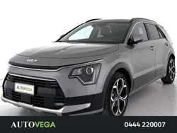 Vari colori / pastello Usata 2023 Kia Niro Style SUV | 23.900 € (Buon prezzo)