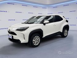 Bianco Usata 2025 Toyota Yaris Cross Business Edition SUV | 22.990 € (Ottimo prezzo)