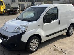 Bianco Usata 2018 Fiat Fiorino Monovolume | 7499 € (Buon prezzo)