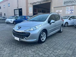 Argento Usata 2008 Peugeot 207 Station wagon | 3990 € (Cara)