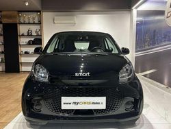 Nero Usata 2021 Smart ForTwo Coupé Due volumi | 11.990 € (Buon prezzo)