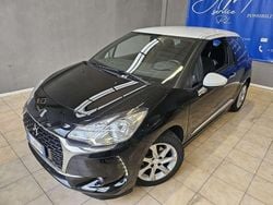 Blu/azzurro Usata 2016 DS Automobiles DS3 Chic Tre volumi | 7200 € (Buon prezzo)