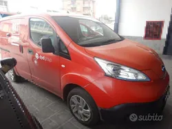 Rosso Usata 2016 Nissan e-NV200 Furgone | 5450 € (Ottimo prezzo)
