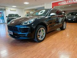 Nero Usata 2015 Porsche Macan SUV | 27.900 € (Buon prezzo)