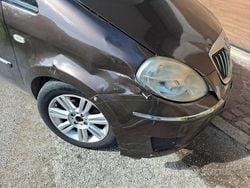 Marrone Usata 2004 Lancia Musa Monovolume | 2250 € (Ottimo prezzo)