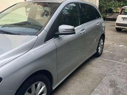 Argento Usata 2015 Mercedes B180 Monovolume | 13.000 € (Molto cara)
