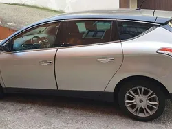 Argento Usata 2009 Lancia Delta Tre volumi | 5000 € (Buon prezzo)