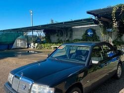 Usata 1992 Mercedes 250 Tre volumi | 6000 €