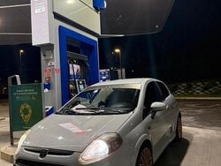 Grigio Usata 2011 Abarth Punto Evo Due volumi | 12.800 € (Buon prezzo)