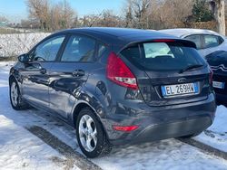 Blu Usata 2013 Ford Fiesta Tre volumi | 4900 € (Ottimo prezzo)