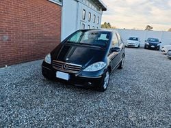 Nero Usata 2008 Mercedes A150 Avantgarde Tre volumi | 2500 € (Ottimo prezzo)
