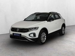 Pure white nero Usata 2025 VW T-Roc Life SUV | 25.900 € (Buon prezzo)