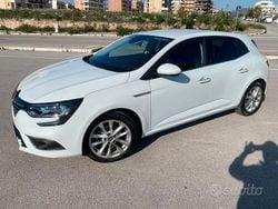 Usata 2016 Renault Mégane IV Tre volumi | 13.300 € (Buon prezzo)